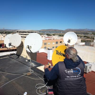 Cómo ver canales polacos por satélite en España con una antena parabólica