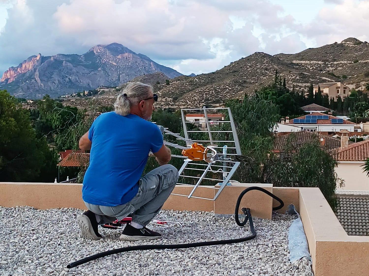 Antenistas Telekar - Instaladores de antenas TDT
