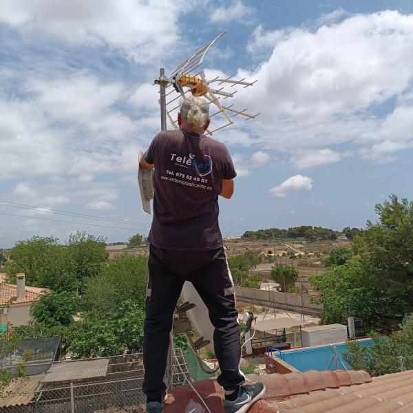 Antenista Torrellano 2