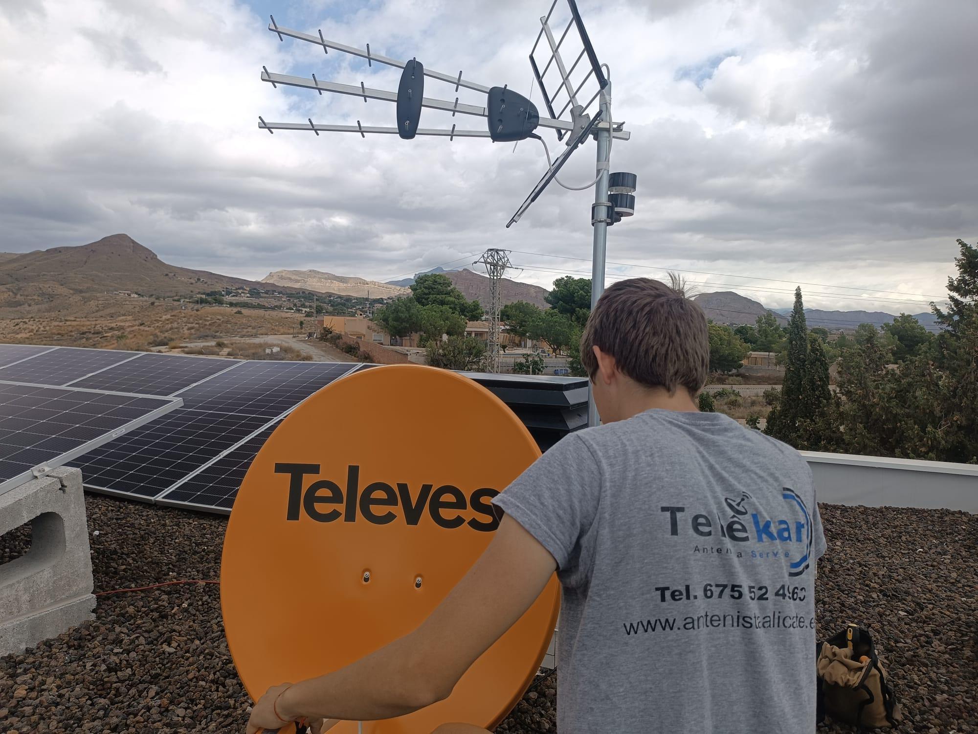 Instalación antena parabólica en Mutxamel - Antenistas Telekar