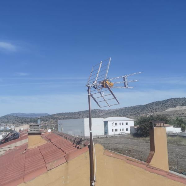 Antenista Algueña 0