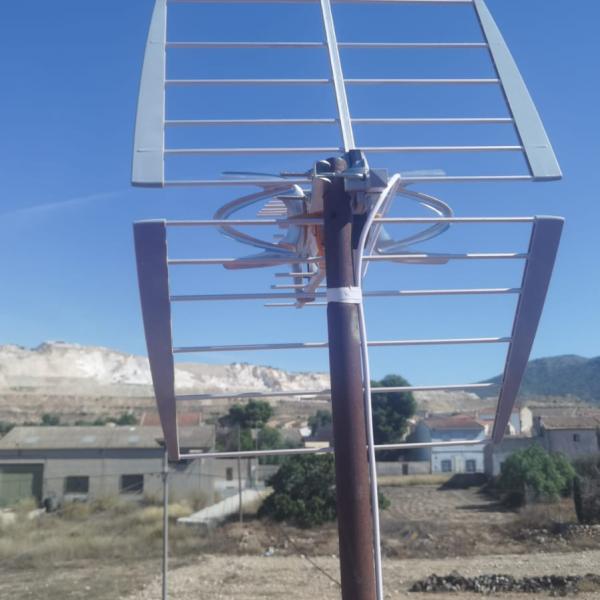 Antenista Algueña 4