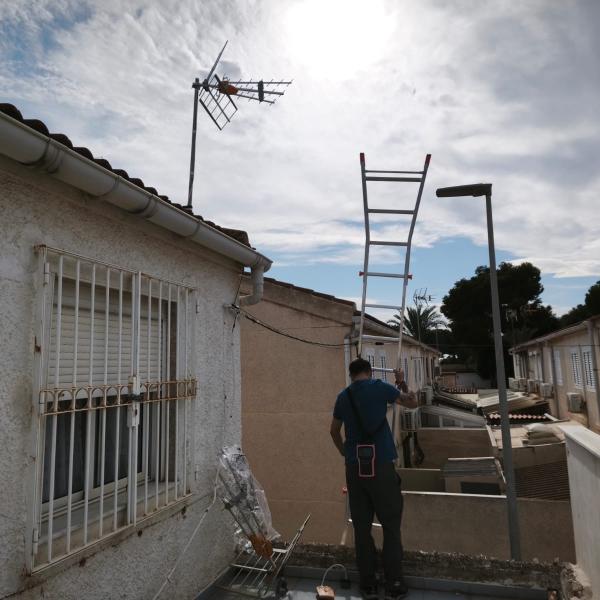 Antenista Pedreguer 1