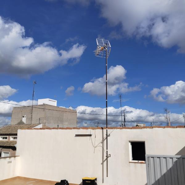 Antenista Daya Nueva 3