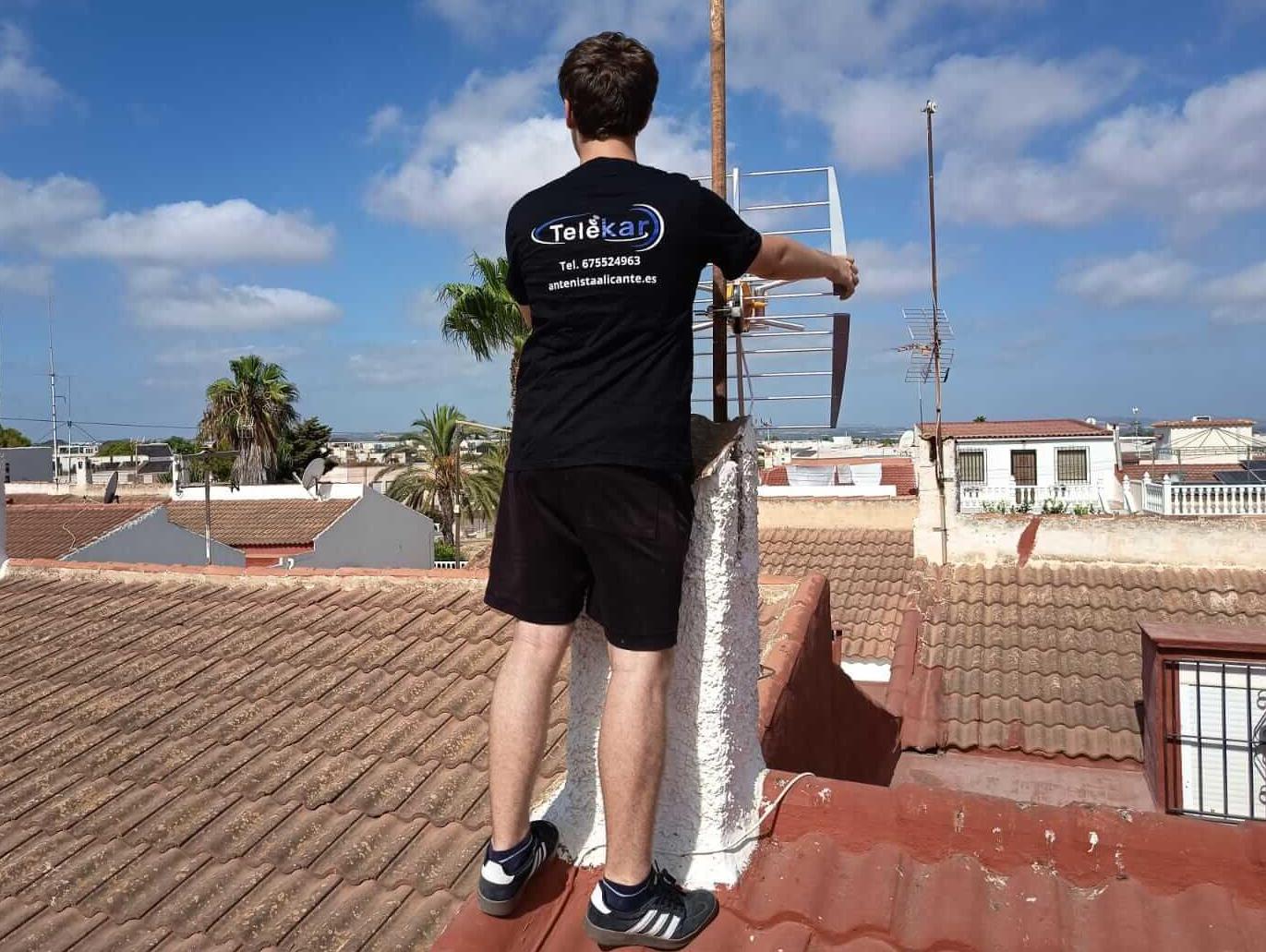instalar antena torrevieja, antenista torrevieja, antenistas telekar, instalar o reparar antena