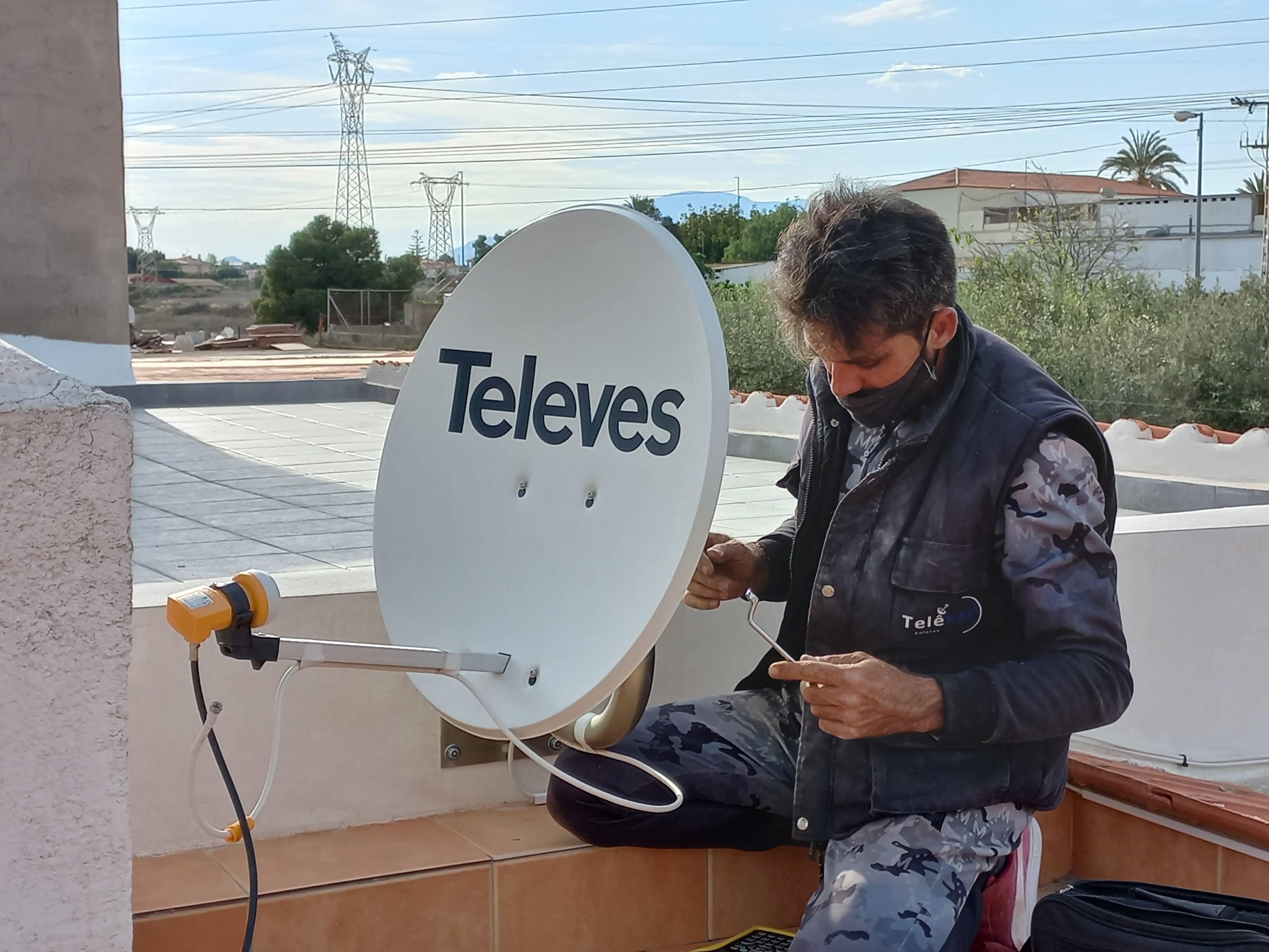 Instalación antena parabólica Telekar