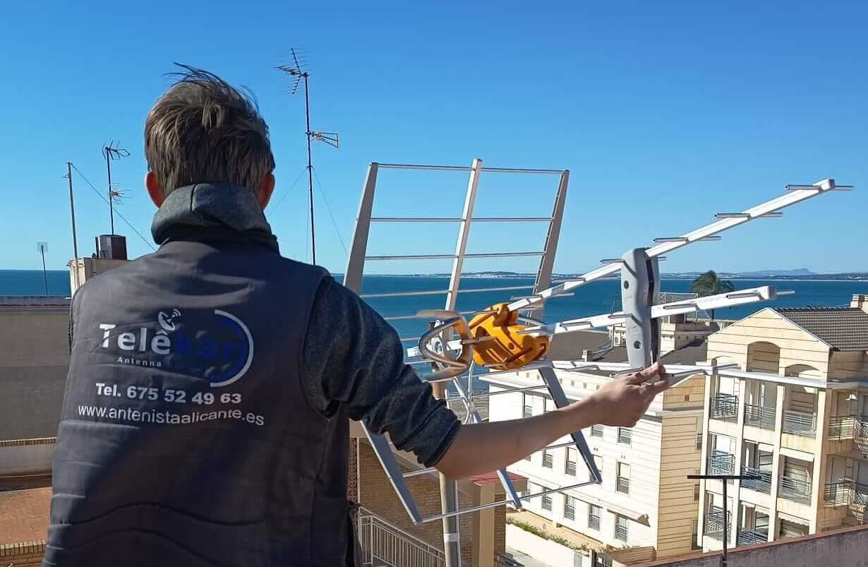 Antenistas Telekar la mejor antena de TV televes dat boss
